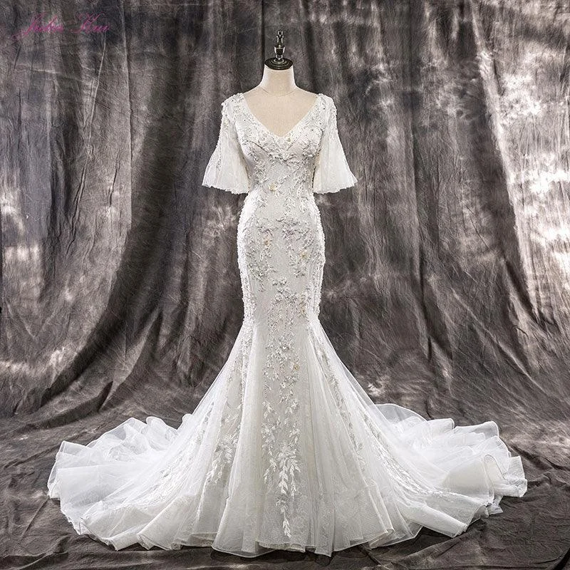 Modern Fashion Sale Elegant Mermaid Beaded Crystals Embroidery V-neck  Gown with Wedding Dress