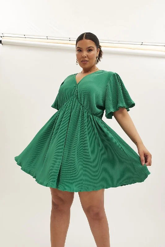 Affordable Trendy Fashion Green Mini Dress V-neck Short Sleeve Plisse