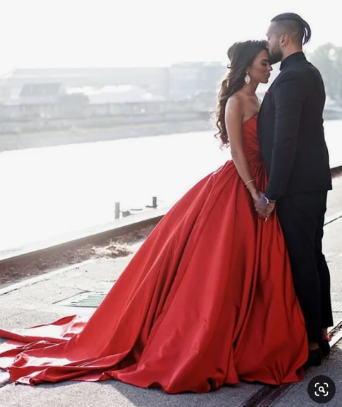 Luxury Fashion Red Wedding prom Dresses Sweetheart Satin Ball Gowns cg2468