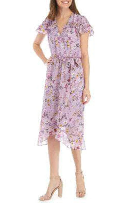 Style Redefined Perceptions P21775 - Floral V-Neck Short Sleeved Ruffled Short Dress