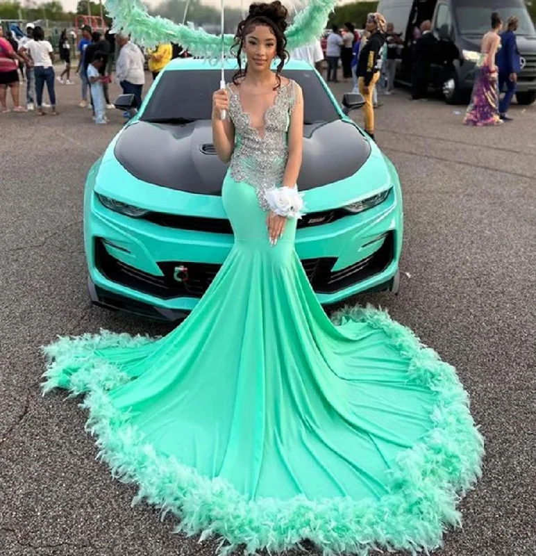 Vintage Style Deals Mint Green Feathers Sliver Crystal Beading Prom Dresses Luxury Gowns Mermaid Dress For Party Wedding Evening O Neck Formal