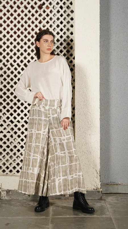 Seasonal Trends Dane Linen Blend Pant in Cream