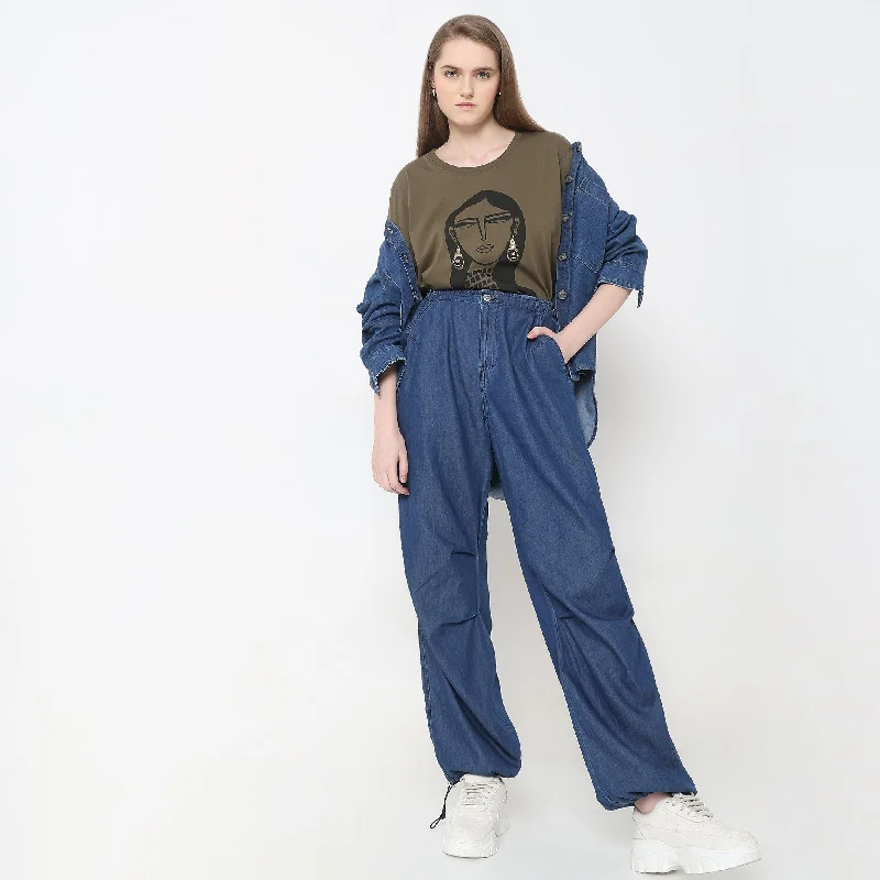 Trendy Pulse Regular Fit Solid Mid Rise Parachute Pant